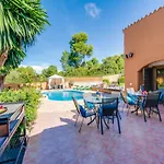 Country House In Cala Mesquida